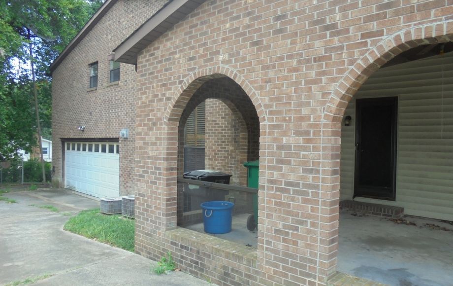 Image for ALL SOLD~9-REAL ESTATE AUCTIONS (House, Commercial Building & 7-Vacant Lots~Personal Prop)