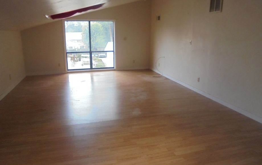 Image for ALL SOLD~9-REAL ESTATE AUCTIONS (House, Commercial Building & 7-Vacant Lots~Personal Prop)