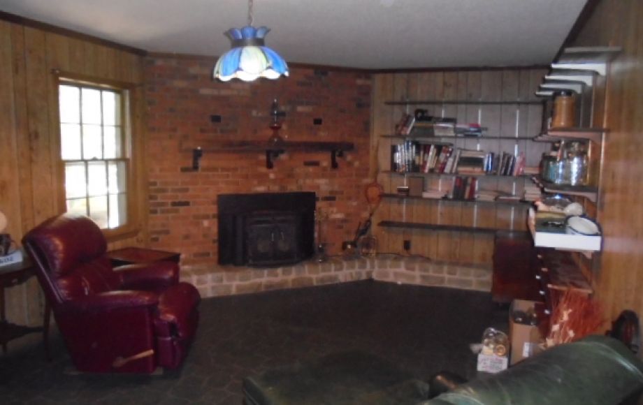 Image for SOLD~REAL ESTATE AUCTION (2 Story House 4/BR 2.5/BA on 5 AC)