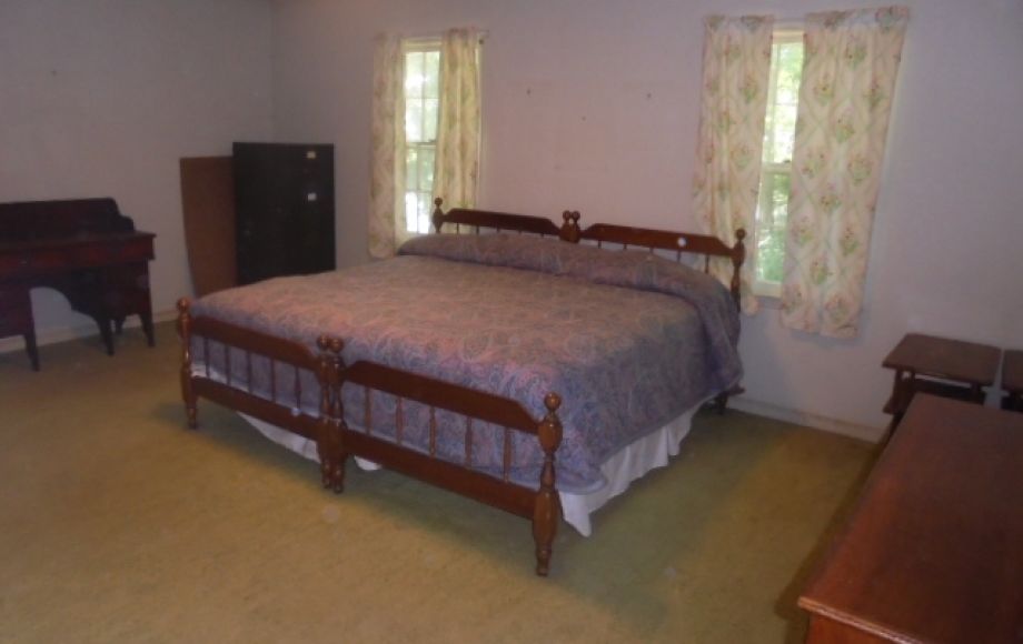 Image for SOLD~REAL ESTATE AUCTION (2 Story House 4/BR 2.5/BA on 5 AC)