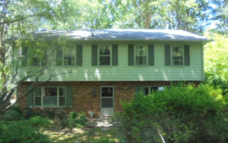 Image for SOLD~REAL ESTATE AUCTION (2 Story House 4/BR 2.5/BA on 5 AC)