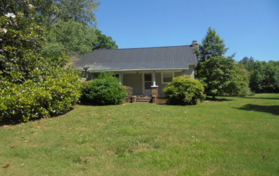 Image for SOLD~42.5 AC w/2 HOUSES (Nice Brick Ranch & Early 1900’s Home)~DENTON