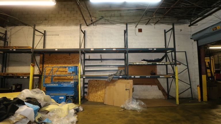 Banner Mattress Liquidation Contents Auction