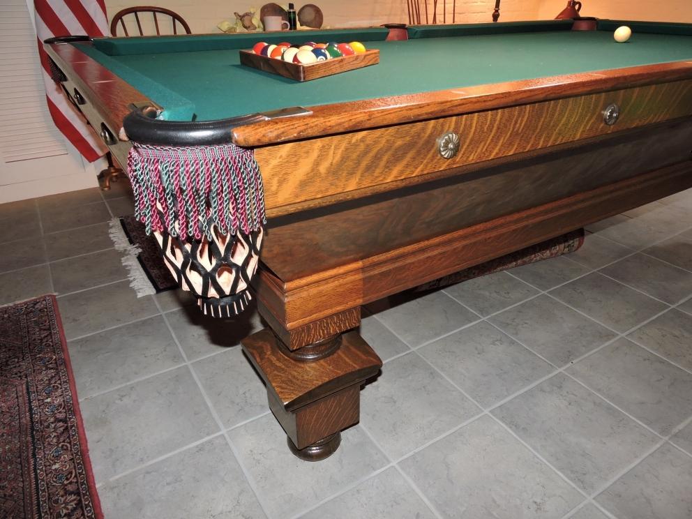 Antique Brunswick Pool Table Seeburg Juke Box Auction R. Craig Damewood Auctioneer, LLC