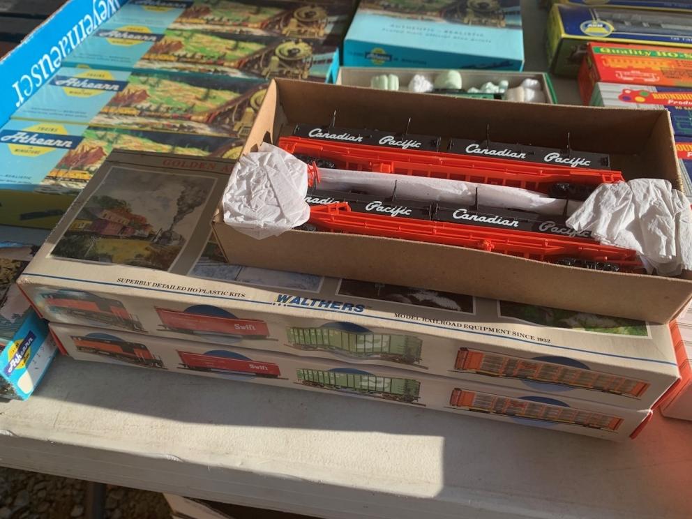 Canadian Pacific cargo cars