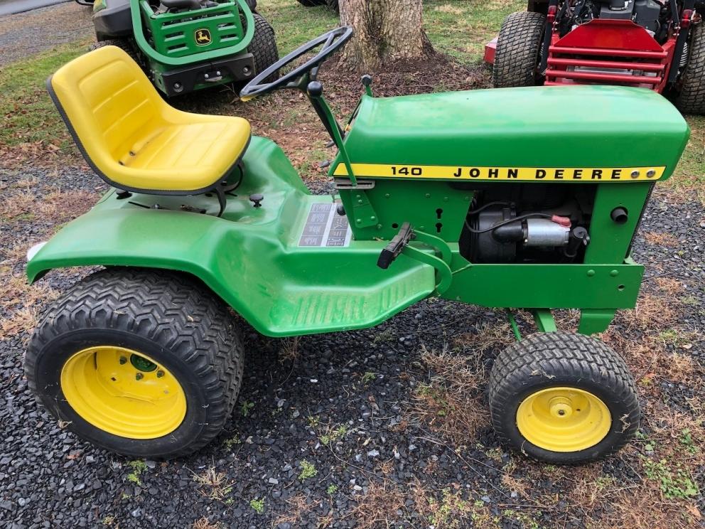 John Deere 140 Tractor