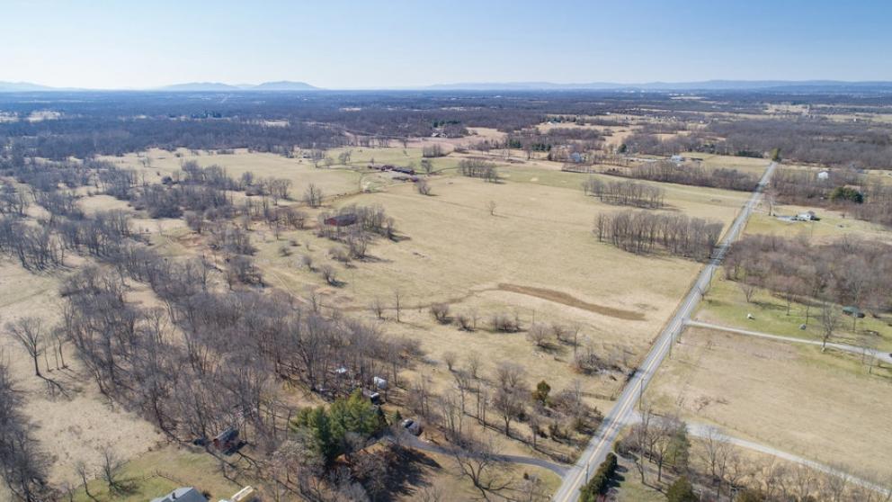 1843 Senseny Road, Berryville, VA
