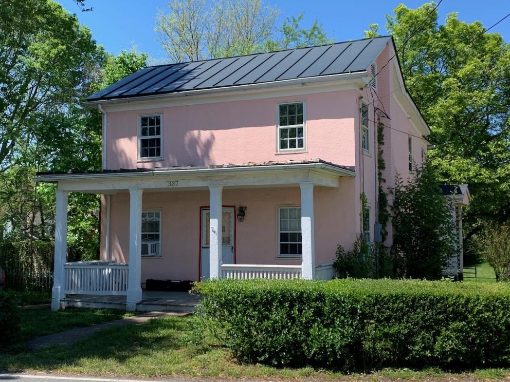 337 e colonial highway hamilton va - 1