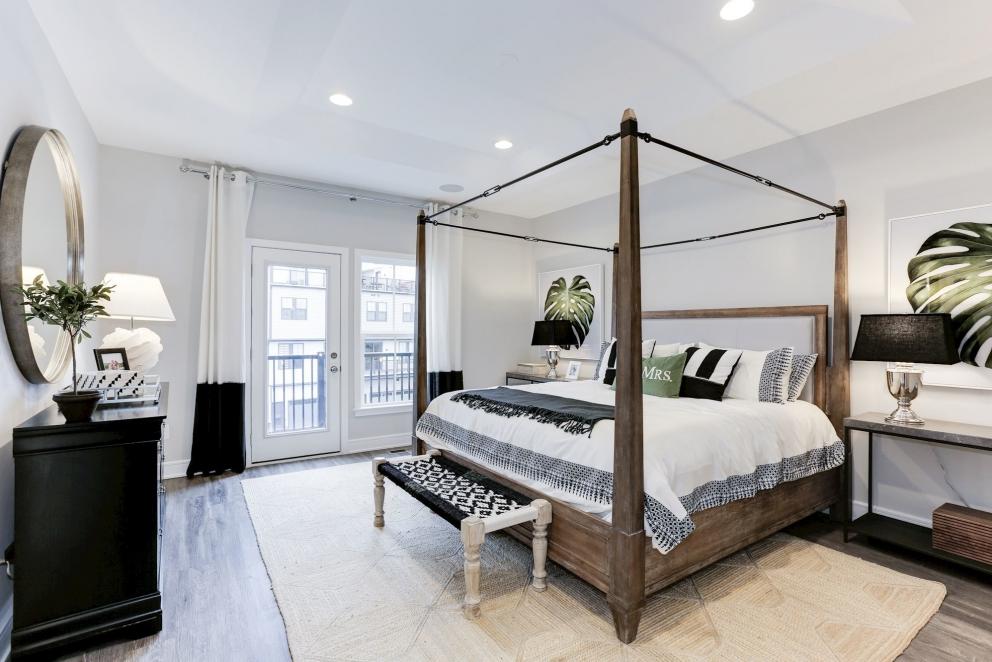 Image for VIRTUAL AUCTION - Van Metre Model Home Furniture