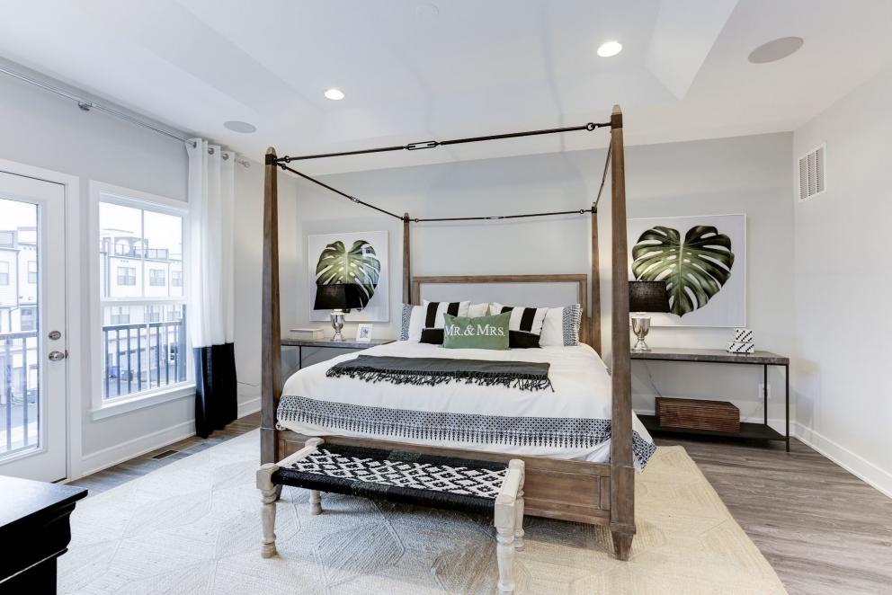 Image for VIRTUAL AUCTION - Van Metre Model Home Furniture