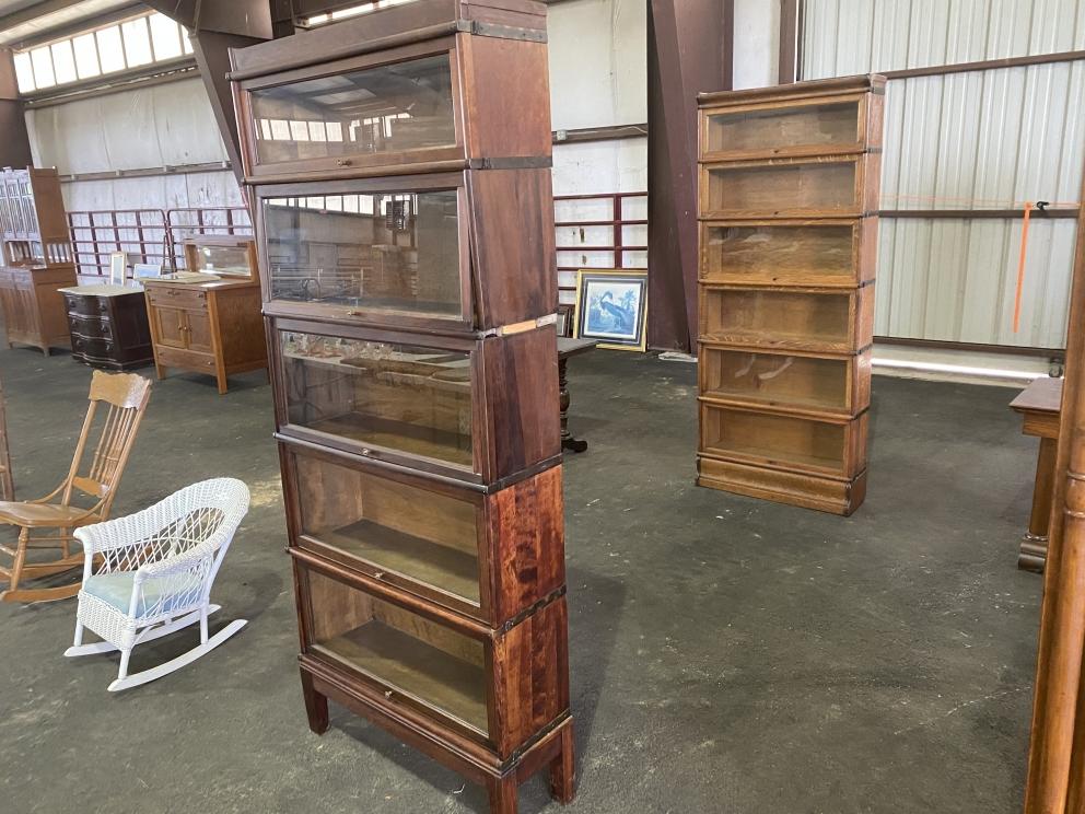 Image for VIRTUAL AUCTION - Fenton, Roseville, Weller Pottery, Oak Furniture, Antiques, Die Cast Cars & Trucks