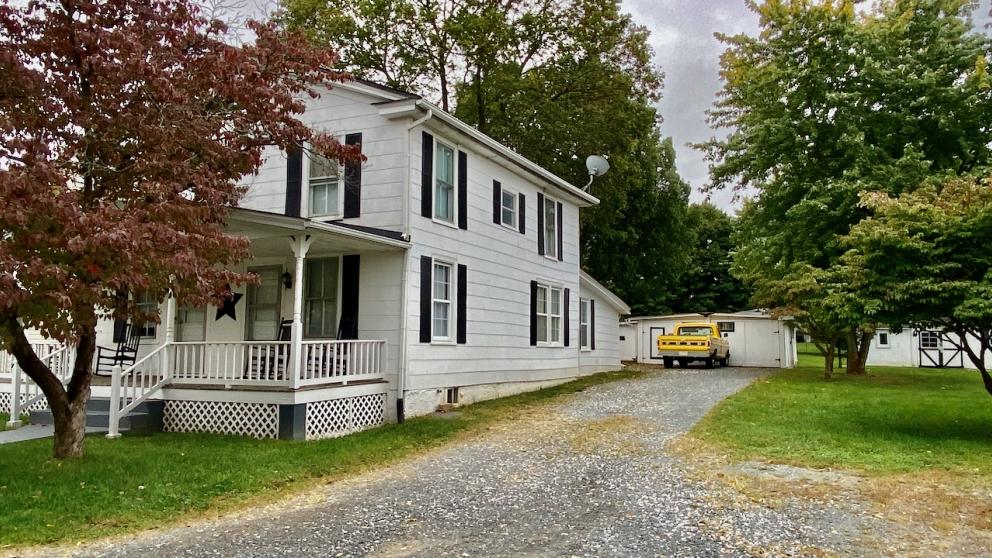 Image for REAL ESTATE - 4 BR/3 BA Home w/Large Detached Garage/Shop on .47 +/- Acres in Downtown Purcellville