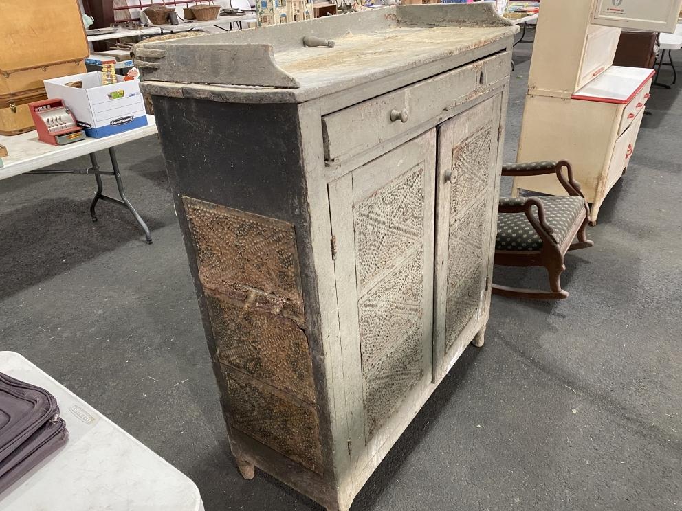 Image for VIRTUAL AUCTION - Antiques, Collectibles, Local Bottles, Jars, Vintage Household Items