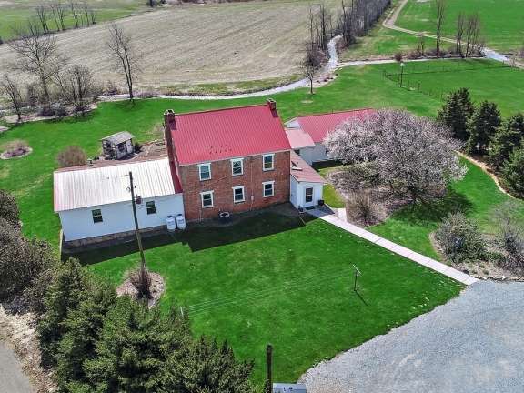 005 aerial house