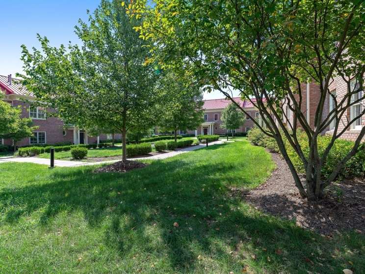 004 courtyard
