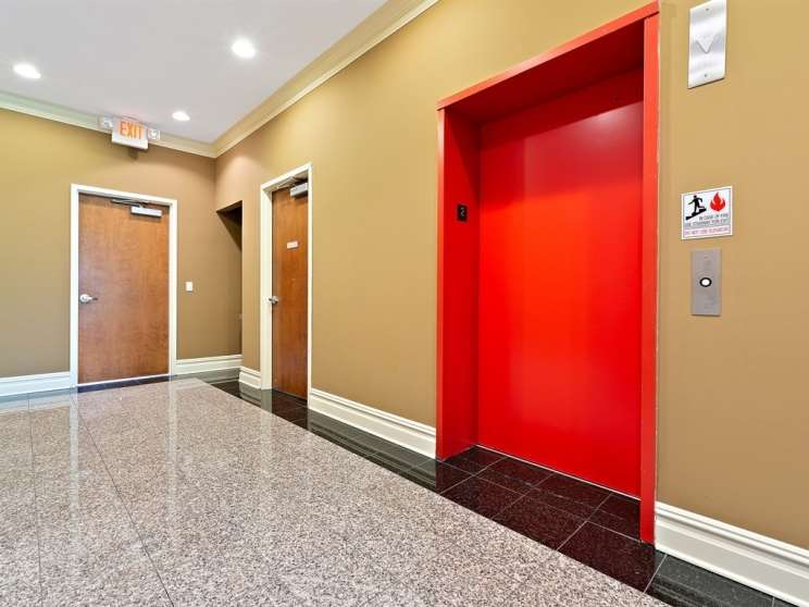008 1st floor hall