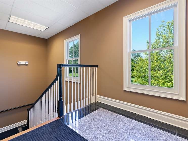 019 2nd floor landing