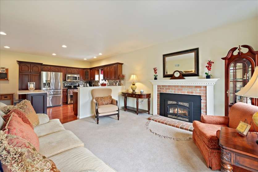 12-family room