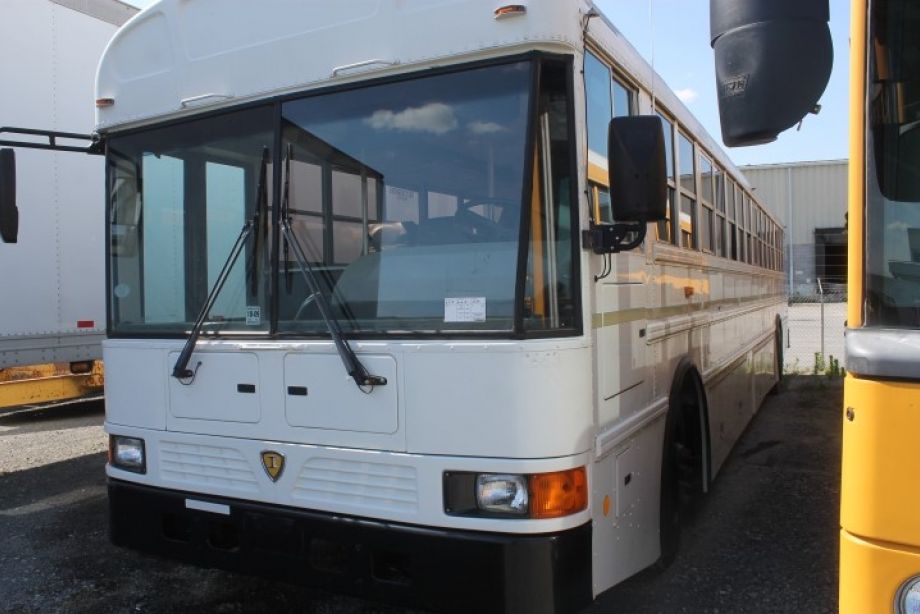Image for 2009 IHC RE300 44-Passenger Bus