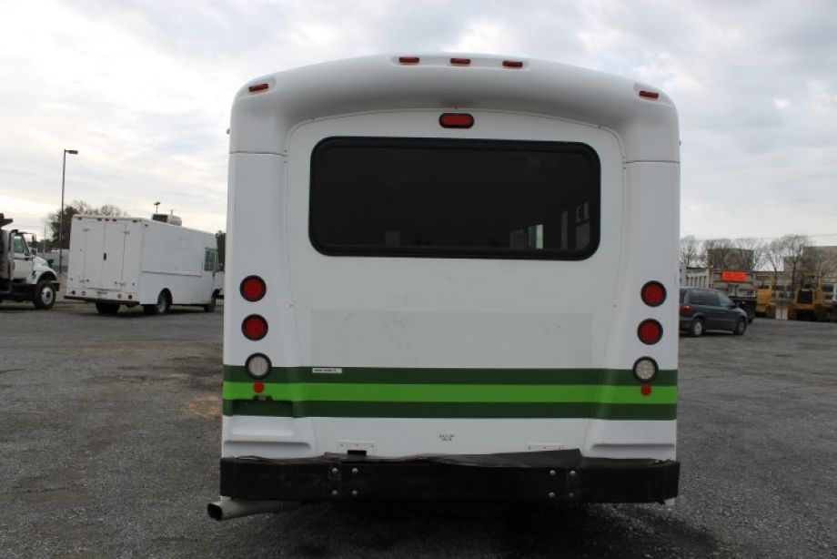 Image for 2010 Chevrolet 4500 Wheelchair Accessible 10-Pass. Shuttle Bus | 129K Miles | 8 Cylinder Diesel