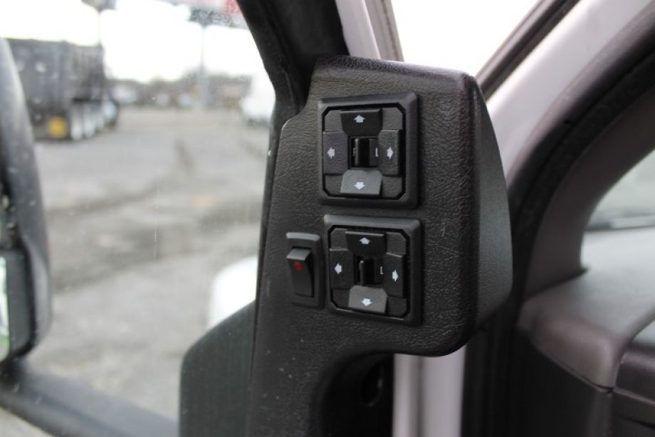 Image for 2010 Chevrolet 4500 Wheelchair Accessible 10-Pass. Shuttle Bus | 129K Miles | 8 Cylinder Diesel