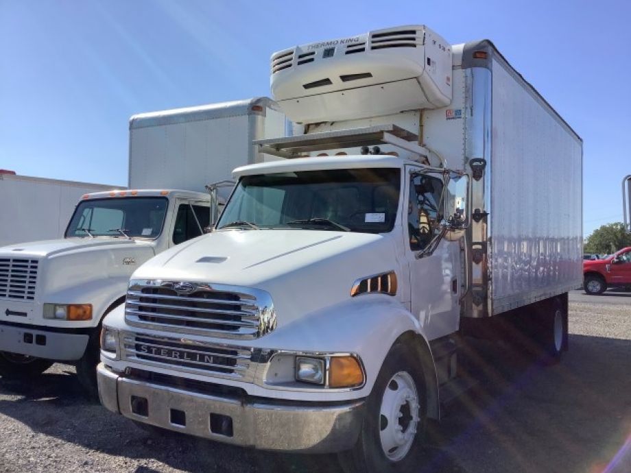 Image for 2006 Sterling 20’ S/A Refrigerated Box Truck | Cat C7 Accert 6 Cylinder Diesel Engine | 124K Miles
