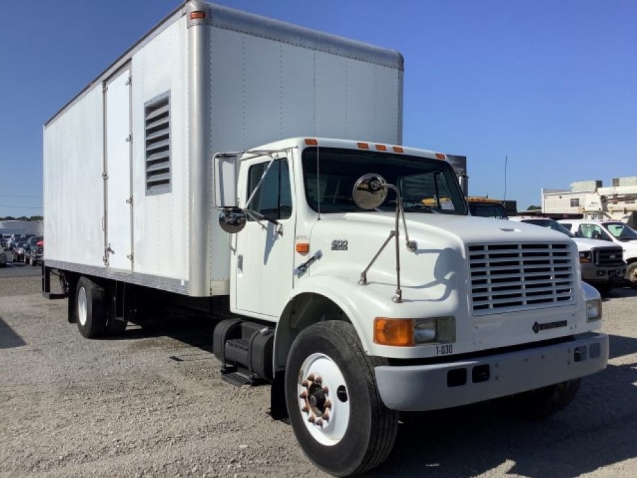 1999 International 4900 24 S A Box Insulation Truck W Blower 6