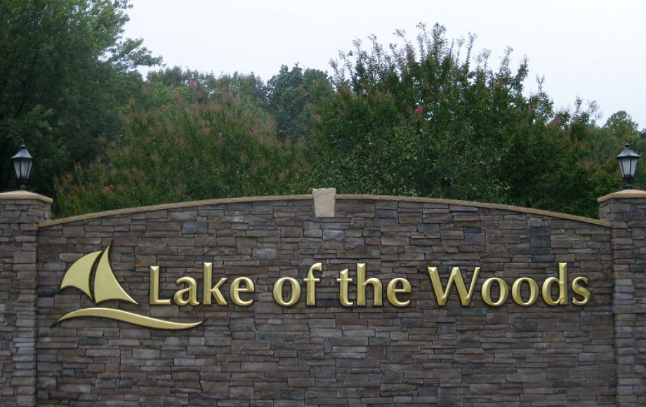 Lake Of The Woods Acres : All Virginia Lakes | Virginia Lake Homes for Sale : Lac des bois) is a lake occupying parts of the canadian provinces of ontario and manitoba and the u.s.